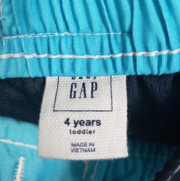 NWT Dinsoaur baby GAP swim suit with rash guard - Picture 4 of 8